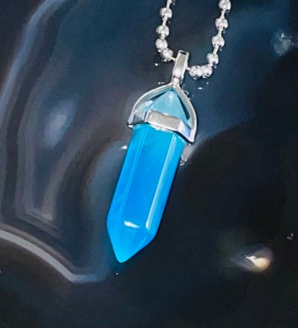 Essence of Yeck Spell - Spell to Bring Beauty Sex Appeal Confidence & More - Amulet Will Vary